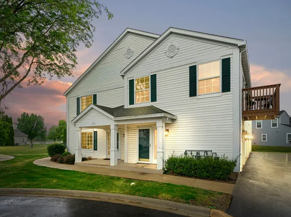 696 Fieldcrest Dr Unit C, South Elgin, IL 60177