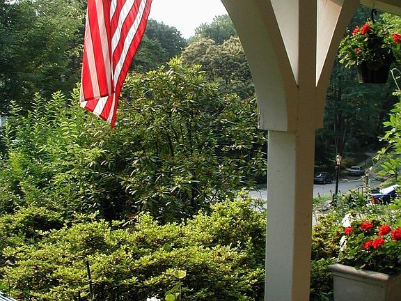 Private Front Porch