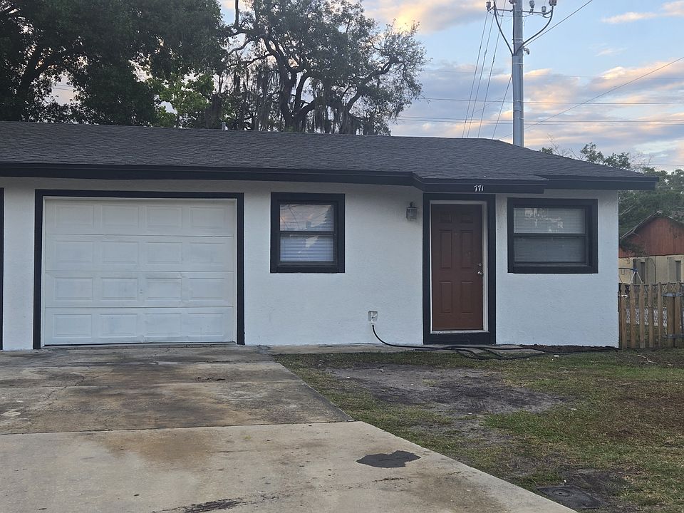1st image of 771 E Warren Ave