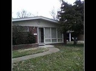 8015 Briar Ct, Saint Louis, MO