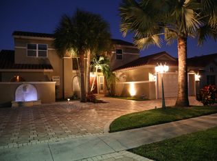 19363 NW 87 Court Cir, Hialeah, FL 33018