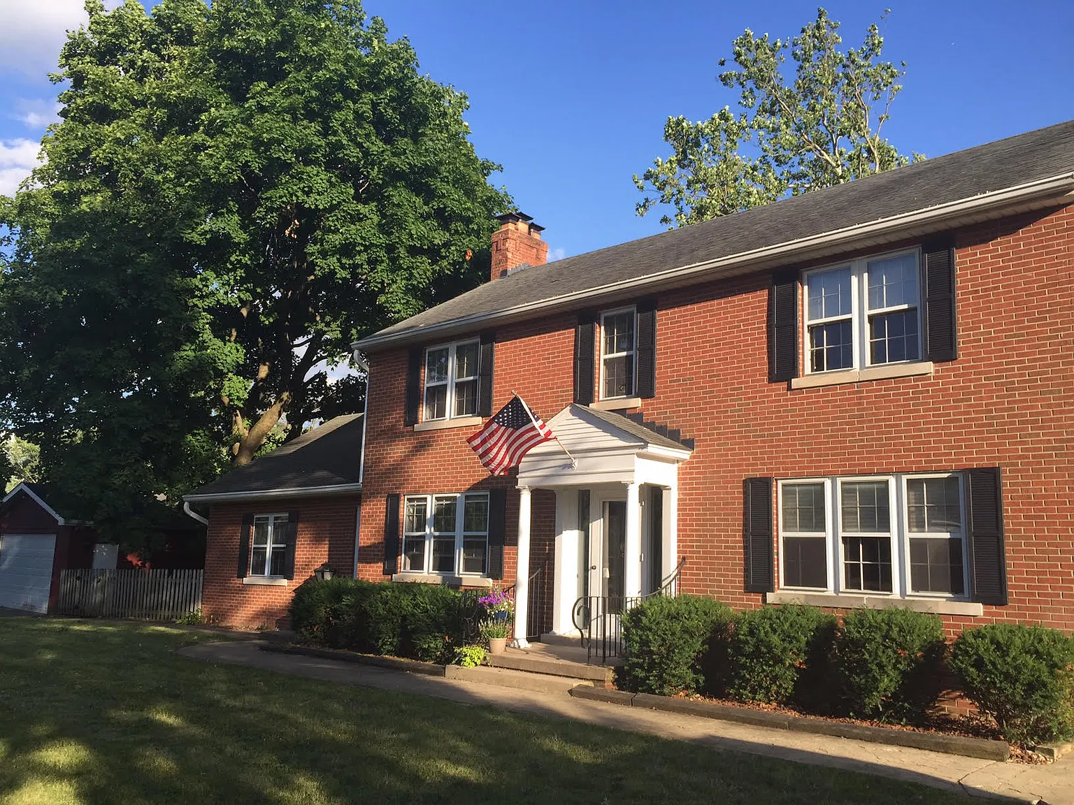 208 W Birchwood St photo 1