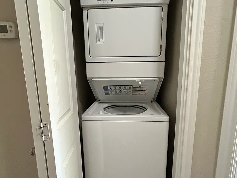 2108 Main St #5 — Photo 10