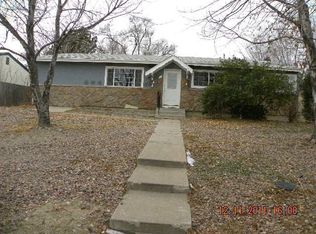 21 Macalester Rd, Pueblo, CO 81001