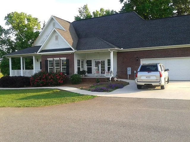 1115 Aderhold Rogers Rd photo 1