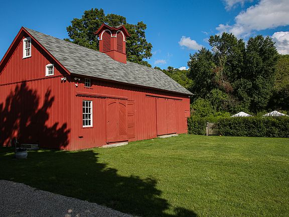 100 North Main Street