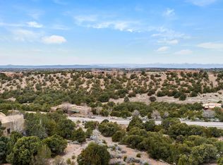 1103 Piedra Rondo, Santa Fe, NM 87501