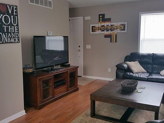 2nd image of 14075 Northmoor Dr