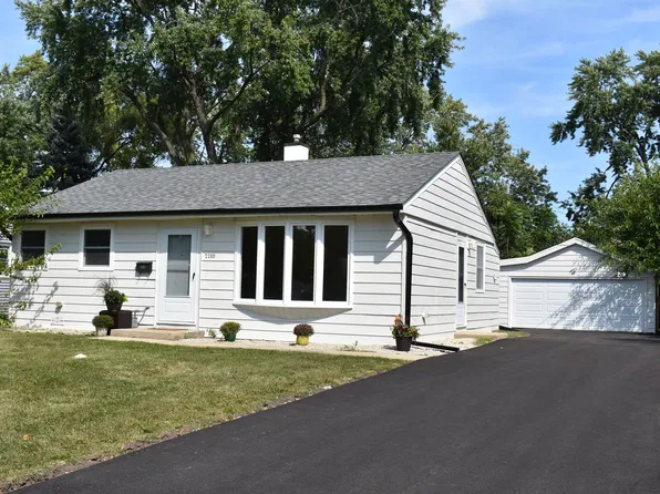 2200 Wren Ln, Rolling Meadows, IL 60008