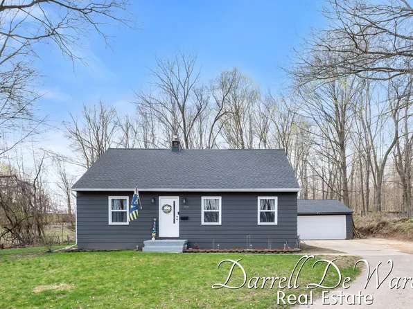 7991 Broadmoor Ave SE, Caledonia, MI 49316