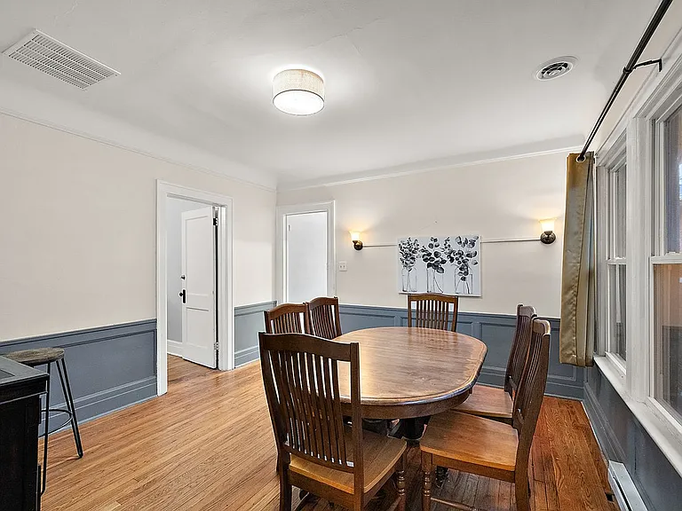 2256 W Philadelphia St — Photo 20