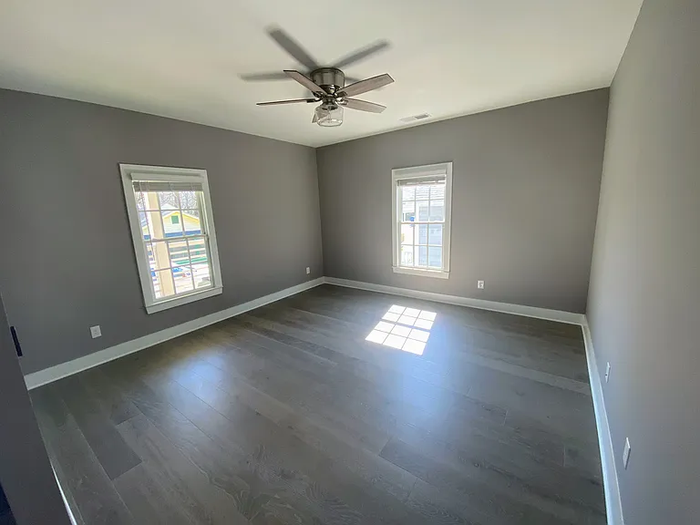 1081 Sims St SW — Photo 7