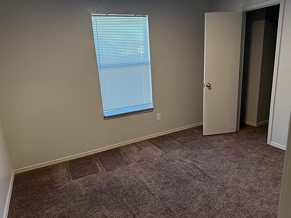 5th image of 1660 High Cir #1660