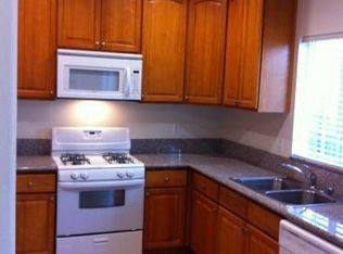 16558 Paine St UNIT 10, Fontana, CA 92336