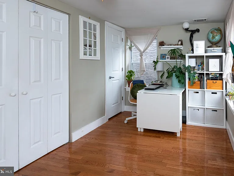 2165 E Susquehanna Ave #3 — Photo 31
