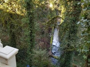 27 East Ave, Lake Oswego, OR 97034