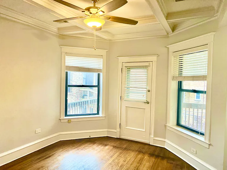 907 W Sheridan Rd #3 — Photo 18