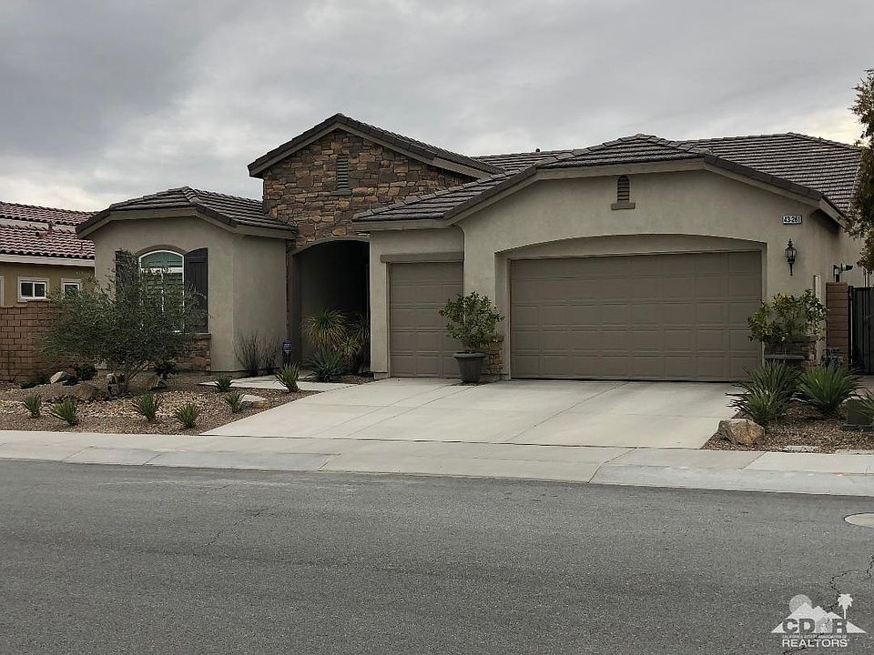 1st image of 43261 La Scala Way