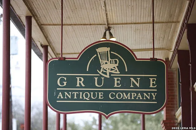 1648 Gruene Pass — Photo 37