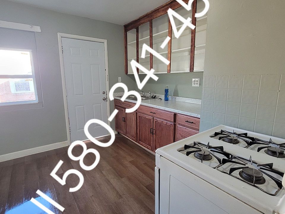 2nd image of 1005 S 9th St