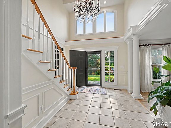 4th image of 110 Grey Rock Road
