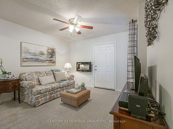 5th image of 707 Caradonna Cres
