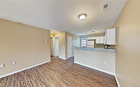 2nd image of 2117 Pavilion Ct