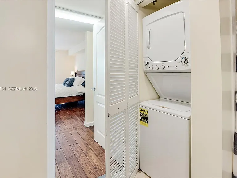 1200 Brickell Bay Dr #2806 — Photo 20