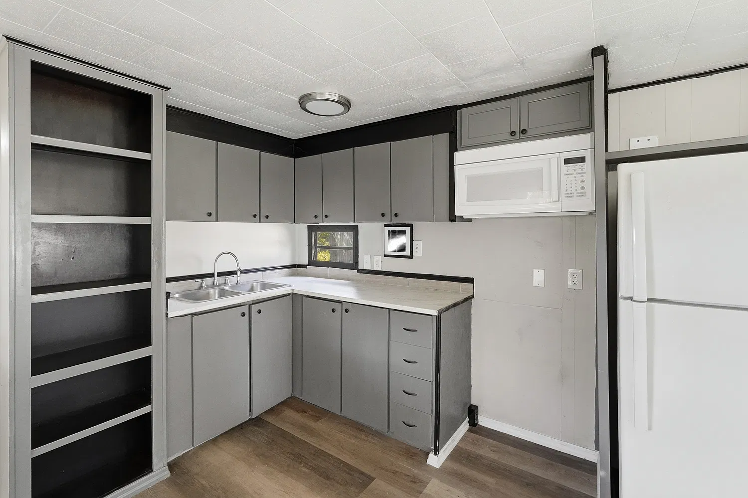 1 bed, 800 sqft, $1,250 — Photo 1