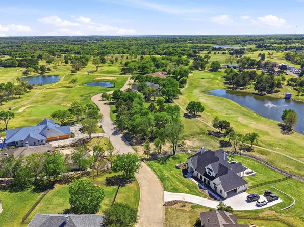 38 Palmer Ln, Pottsboro, TX 75076