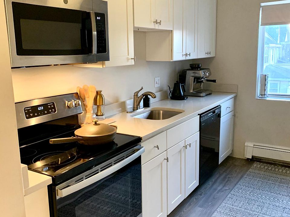 1st image of 28 Wollaston Ave #12AA