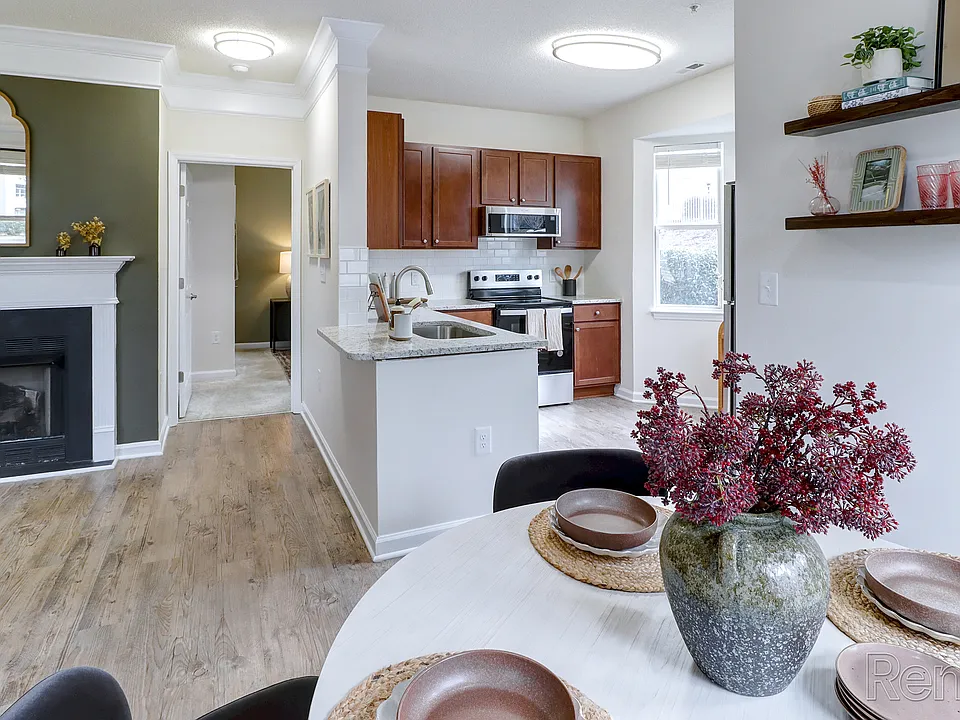 Muirfield Village Apartments