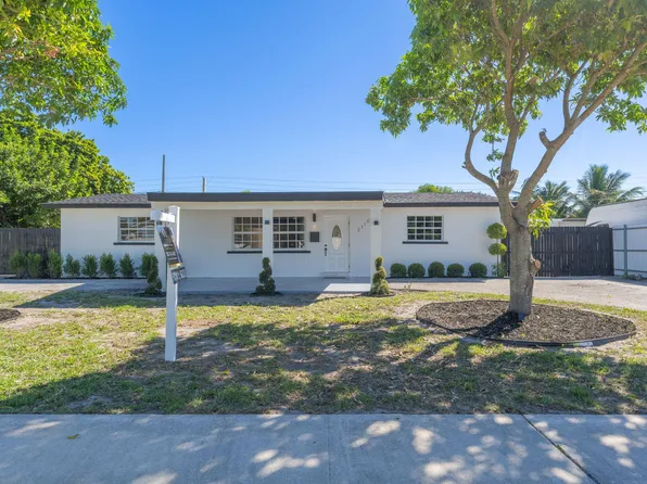 2110 Bimini Drive, West Palm Beach, FL 33406
