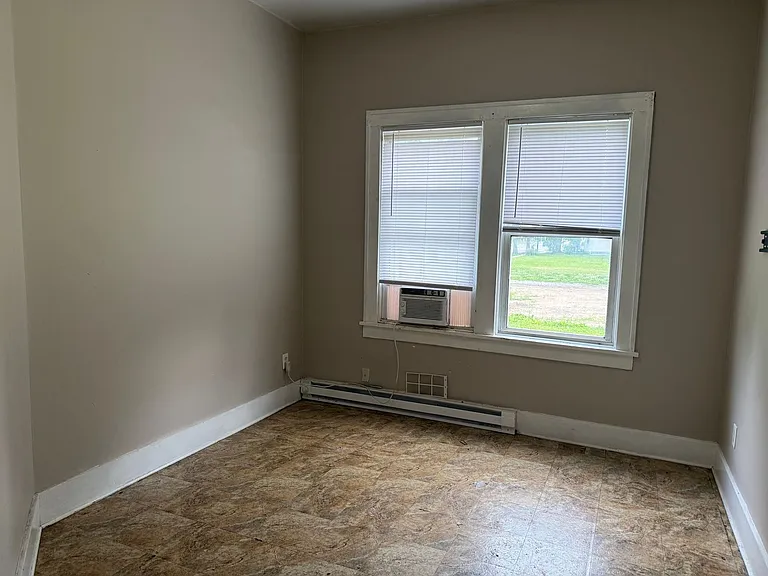 831 N 9th St — Photo 3