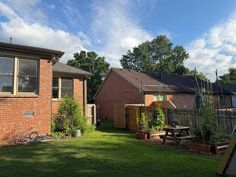 174 Cavalry Dr — Photo 17
