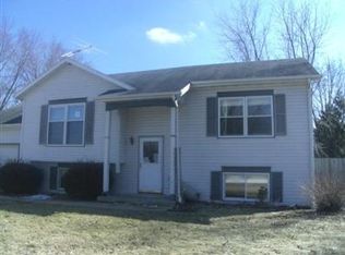 511 E North St, Durand, IL 61024