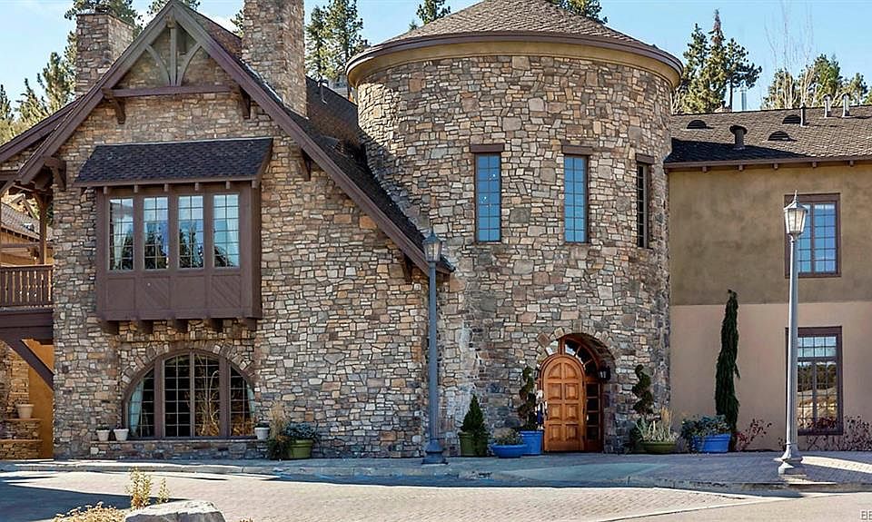 1st image of 40671 Village Dr #10BB