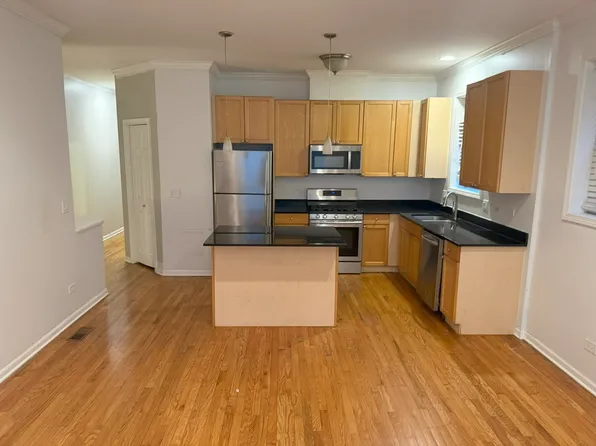 (undisclosed Address), Chicago, IL 60637