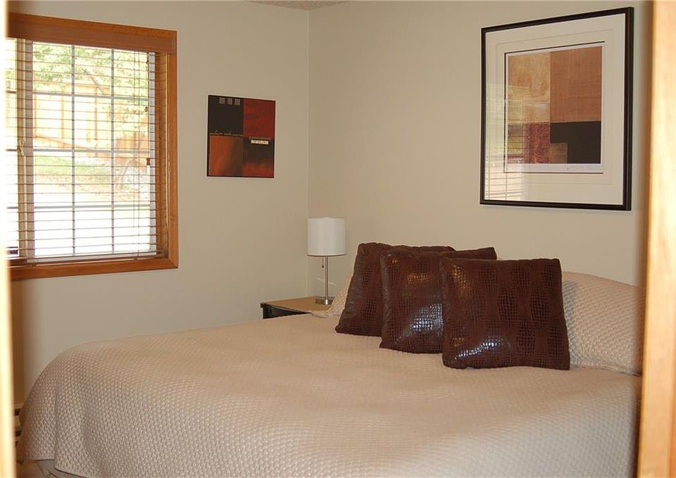 2nd image of 8710 8th Way SE