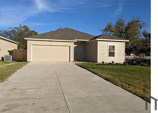 128 Canales Cir