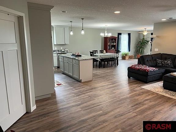 5th image of 621 Waraju Ave