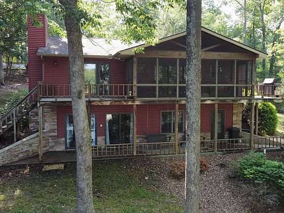 2nd image of 110 Raven Ln