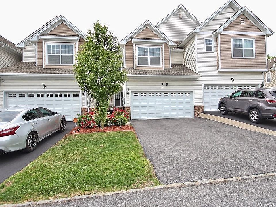 1st image of 21 Lyndsey Ln