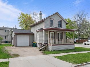402 Thomas St, Fond Du Lac, WI 54935