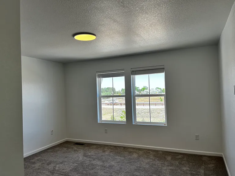 1177 Prospect Aly — Photo 12