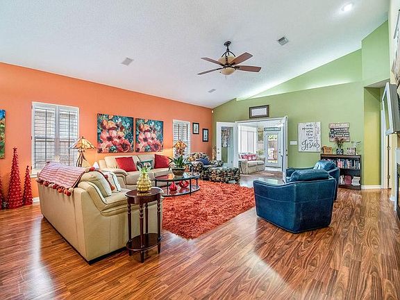 5th image of 8415 Millstream Dr