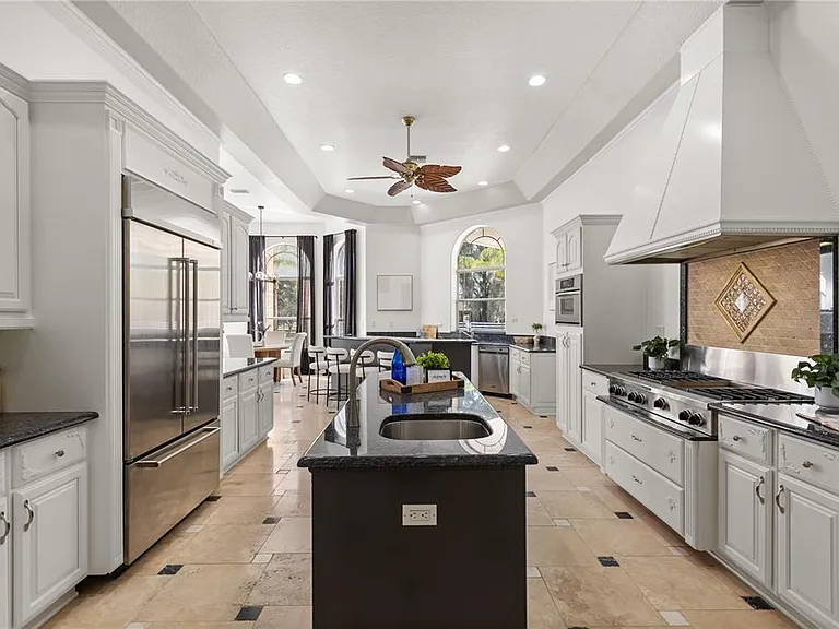 1501 Lake Markham Rd — Photo 30