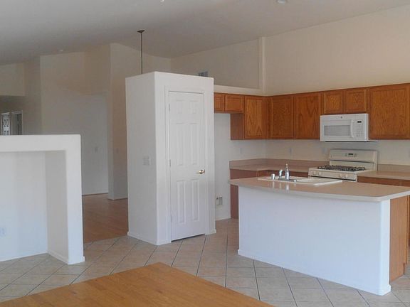 2nd image of 12669 S 175th Ave