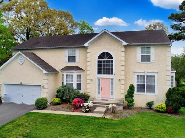 22 Equestrian Rd, Egg Harbor Township, NJ 08234