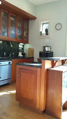 Sold by RealtyTopia | media 11